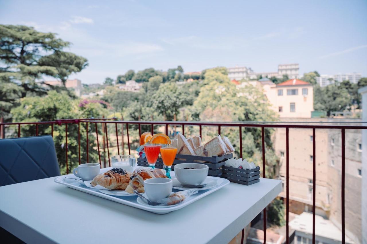 La Collina Di Capodimonte Couette-café Naples